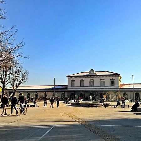 Airport Station Bergamo Hotell Exteriör bild